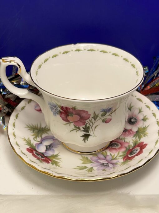 Royal Albert Fine Bone China August Tea Cup Set Flower Of The Month 