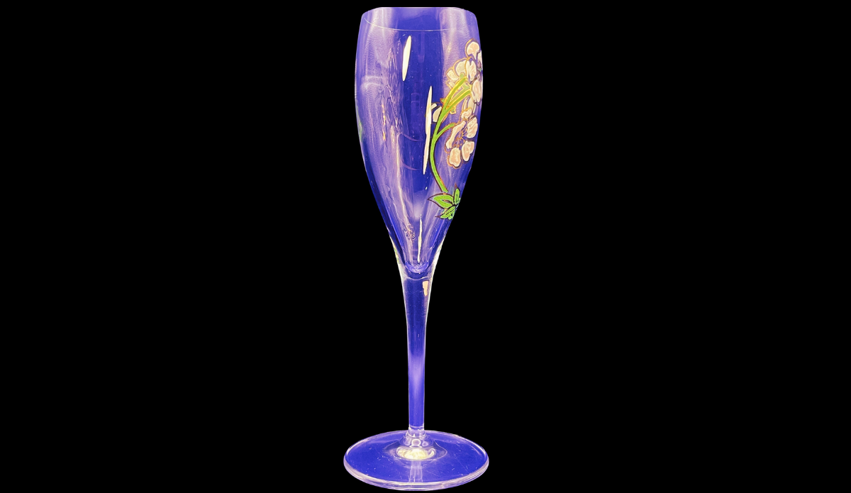 Perrier Jouet Pink Floral Champagne Flute angled view pink flowers on clear glass