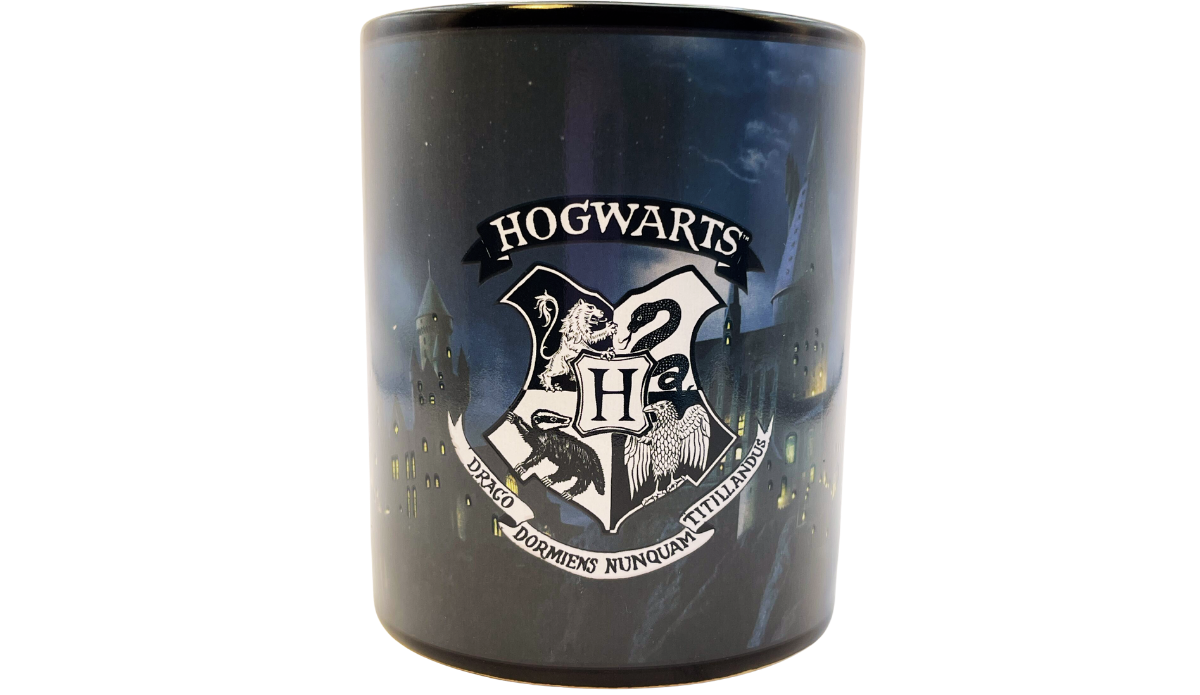Harry Potter Hogwarts Heat Activated Mug front view with Hogwarts Castle revealed
