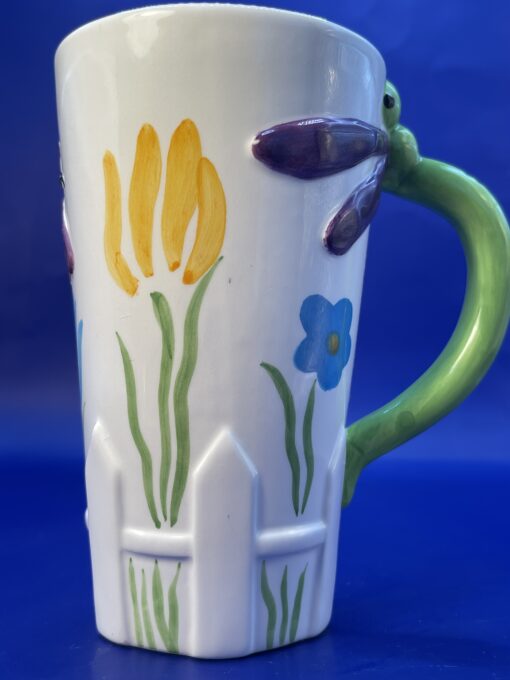 3D Dragonfly Latte Mug with Dragonflies and Bees Coffee Cup for Garden Lovers Mug - Image 2