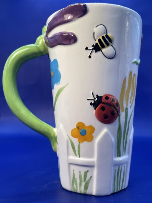 3D Dragonfly Latte Mug with Dragonflies and Bees Coffee Cup for Garden Lovers Mug