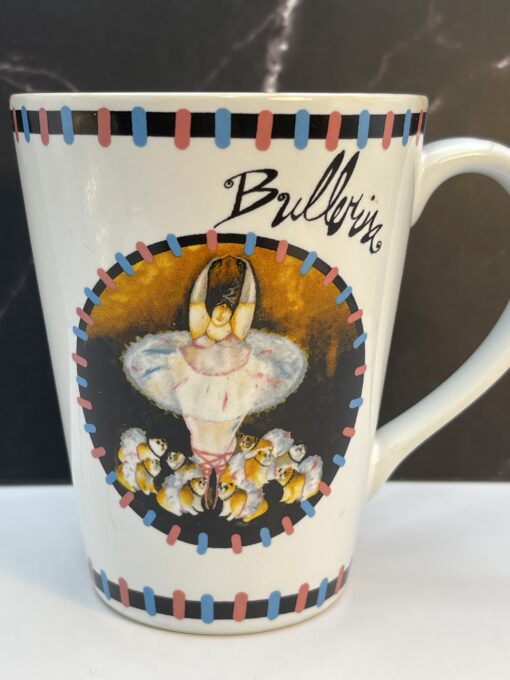 Let your coffee routine pirouette into pure delight with the Jennifer Garant Roscher Bullerina Mug. It's the perfect #cupofmood to make every morning a fun!