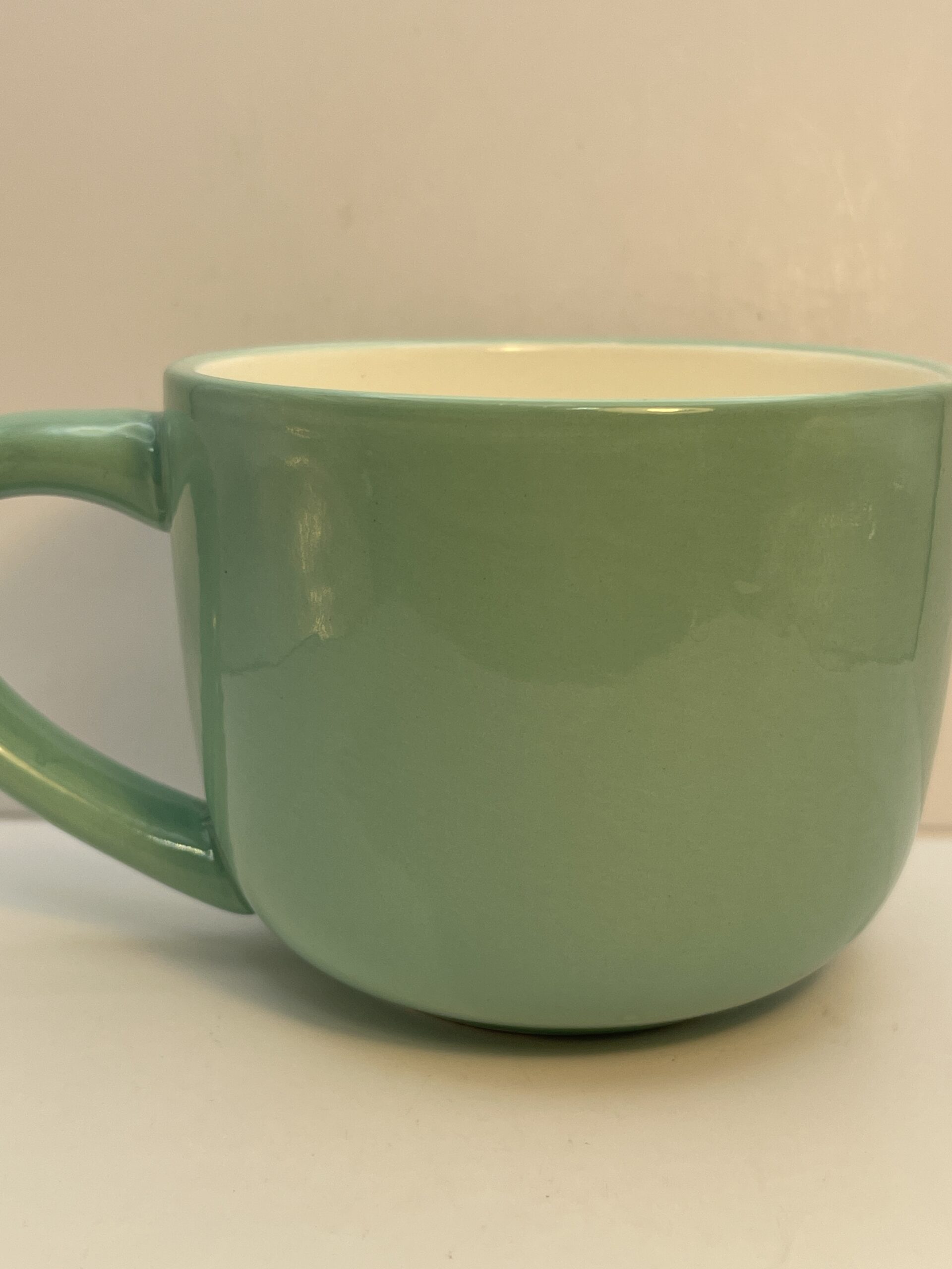 Show grandma some love and a honor with the Greatest Grandma Sandra Magsamen Mug.  It's the perfect #cupofmood by renowned artist and author Sandra Magsamen.