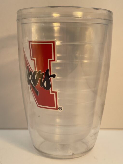 Calling all Huskers fans — it’s time to sip in school spirit with the Nebraska Cornhuskers Insulated Acrylic Tumbler! It's the perfect Husker #cupofmood!