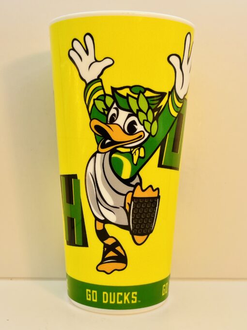 Officially licensed Oregon Ducks design stadium cup
