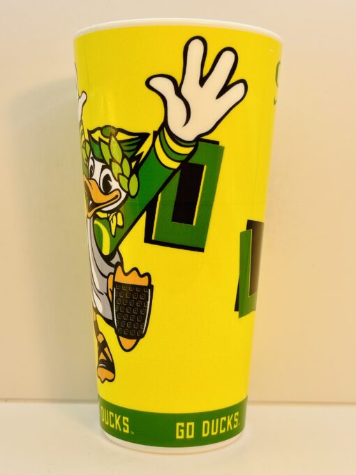 20-ounce durable, reusable stadium cup