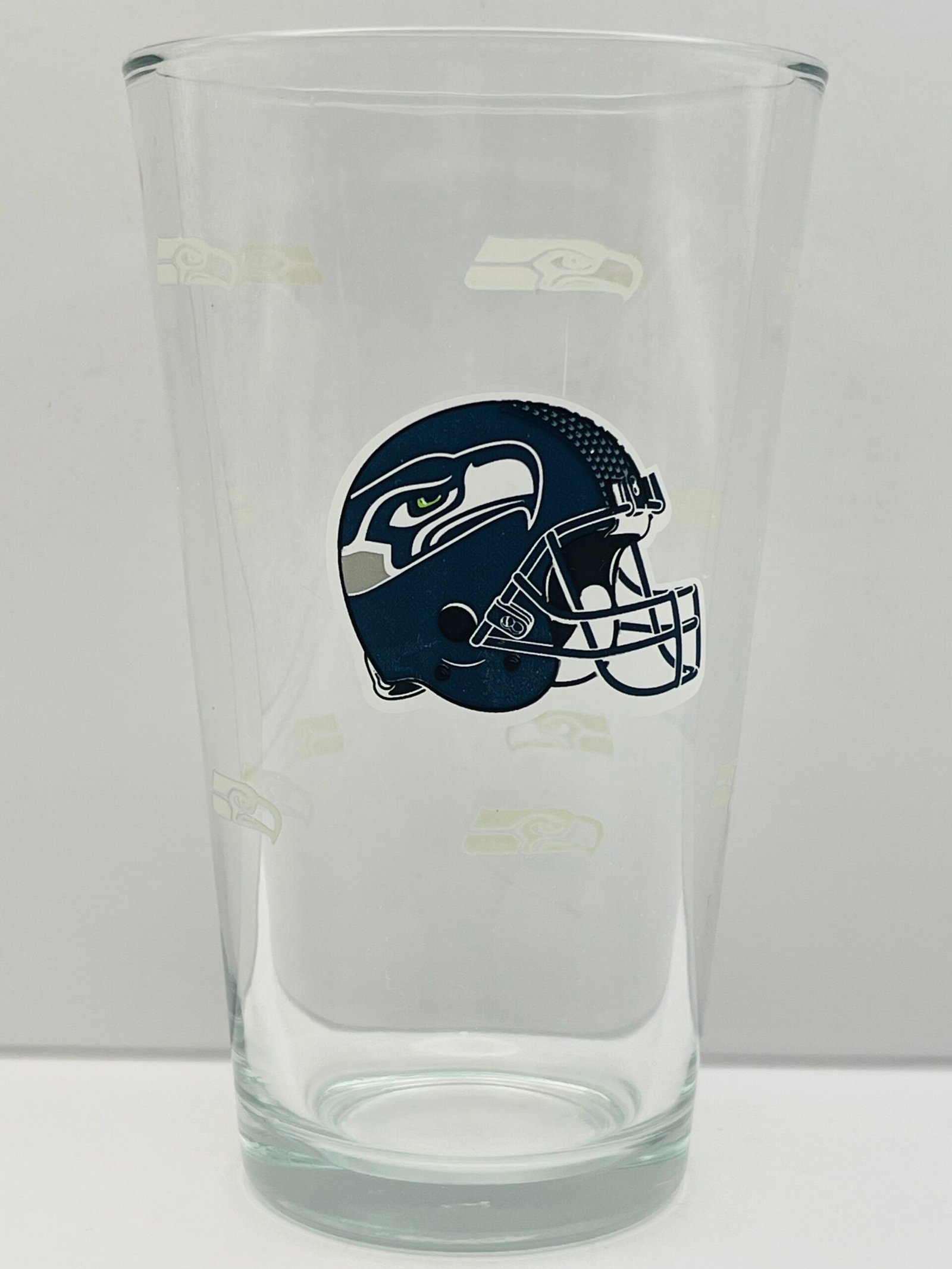 Seattle Seahawks 16 oz themed pint glass