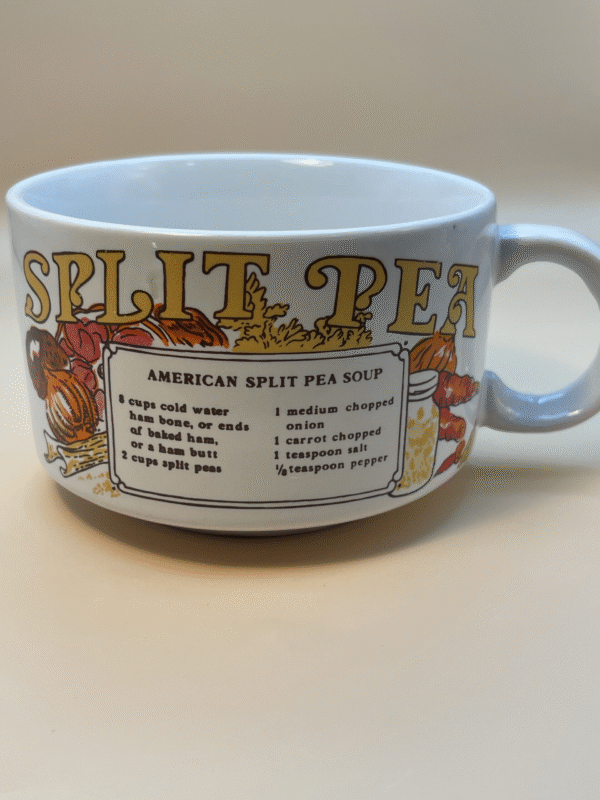 Embark on a culinary journey with our Vintage Potato Leek Soup Recipe Mug.  It’s the perfect #cupofmood that brings a taste of comfort to your kitchen!