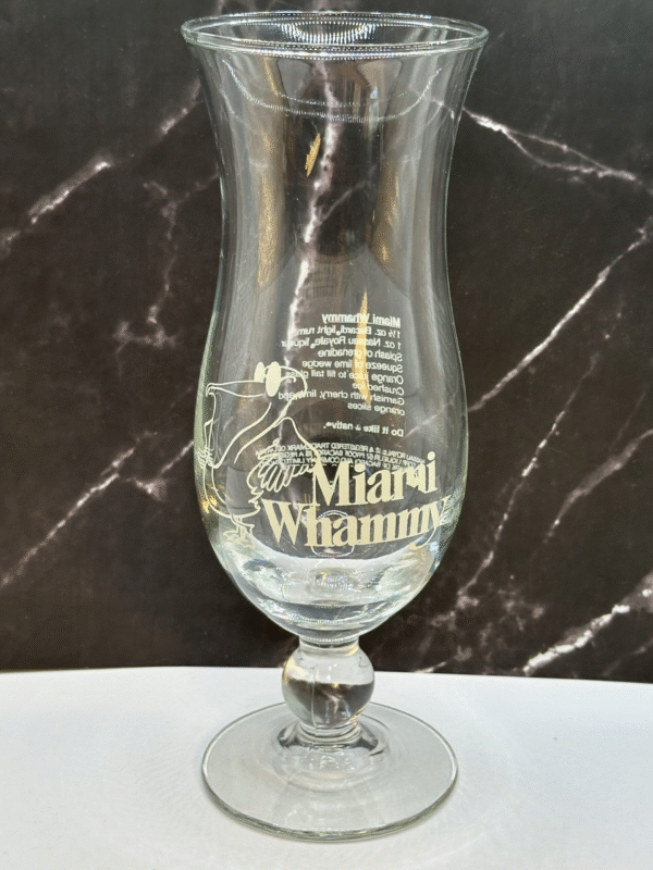 This 12-ounce clear hurricane glass features a fun and playful design that captures the spirit of Miami.
