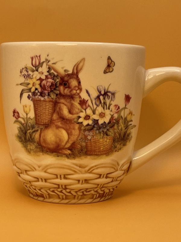 This Cracker Barrel Bunny Mug from Cracker Barrel Easter Treasures Collection is the perfect #cupofmood for the bunny or Easter lover in your life.