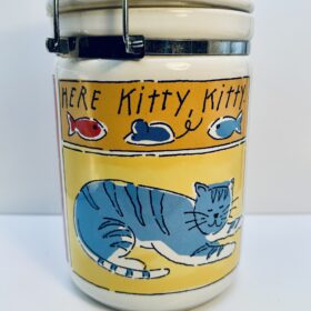 Feed Me cat design container