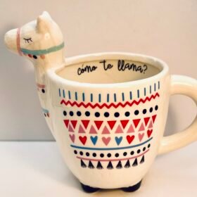 Funny Spanish pun llama mug from CupofMood