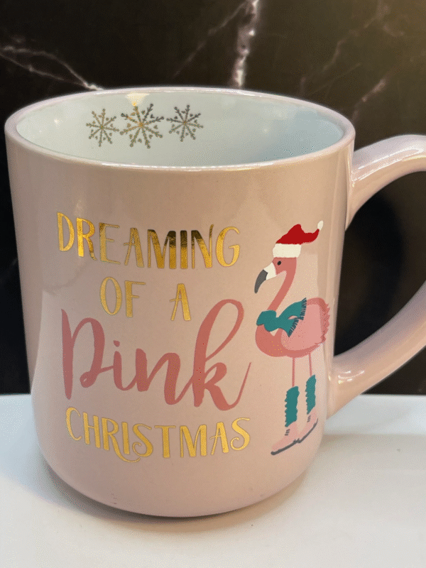 Get into the holiday spirit with the Pink Christmas Flamingo Mug! It’s the perfect #cupofmood designed to make your Christmas merry and bright.
