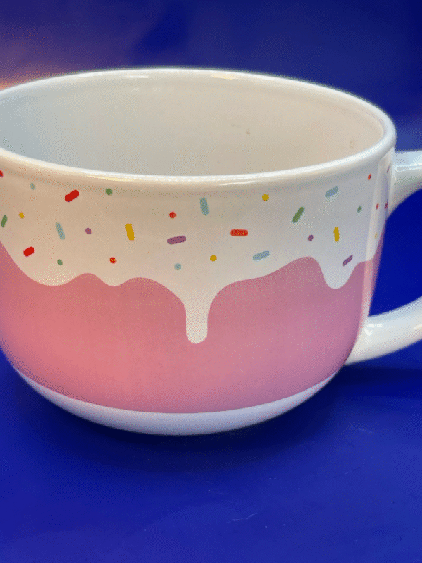 Brighten your mornings with the Pink Sprinkle Donut Mug! It’s the perfect #cupofmood and a sweet and stylish way to enjoy your coffee or tea!