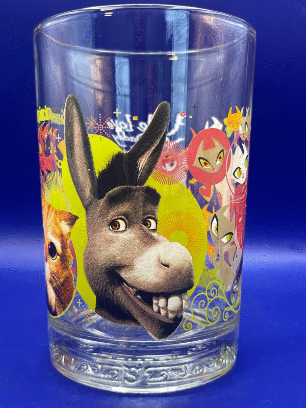Step into the whimsical world of Shrek with our Shrek 3 Donkey Glass. It’s the perfect #cupofmood and a captivating gem in the Shrek Collection!