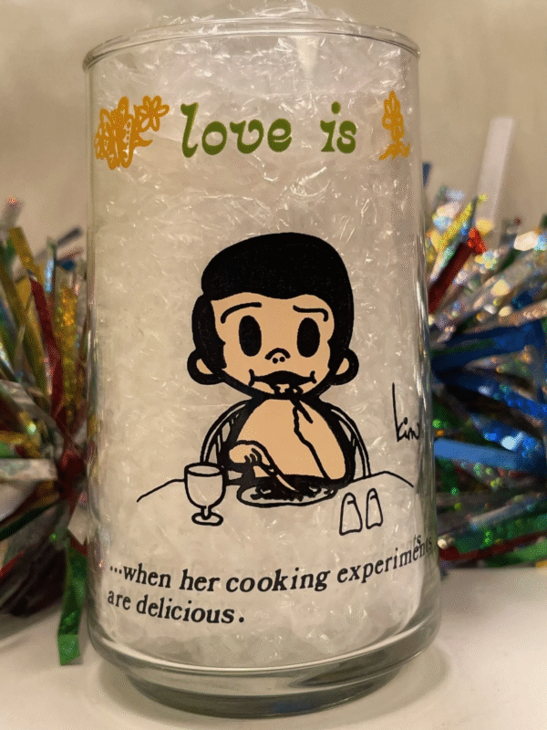 Remember the “Love Is” series from the LA times? If the thought of that series makes you nostalgic, I’ve got your #cupofmood.