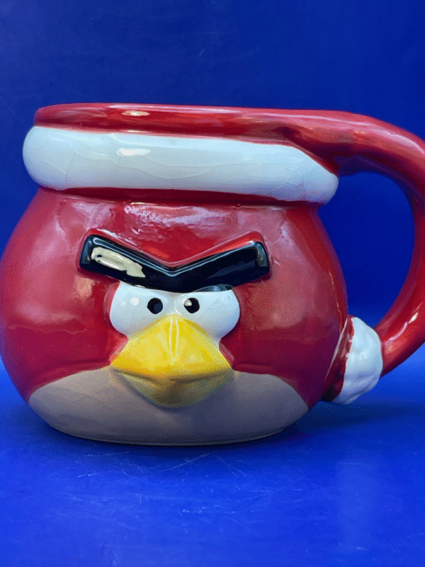 Unleash the feathered fury of the holidays with our 3D Angry Bird Mug. It’s the perfect #cupofmood and a festive fusion of fun and feistiness!
