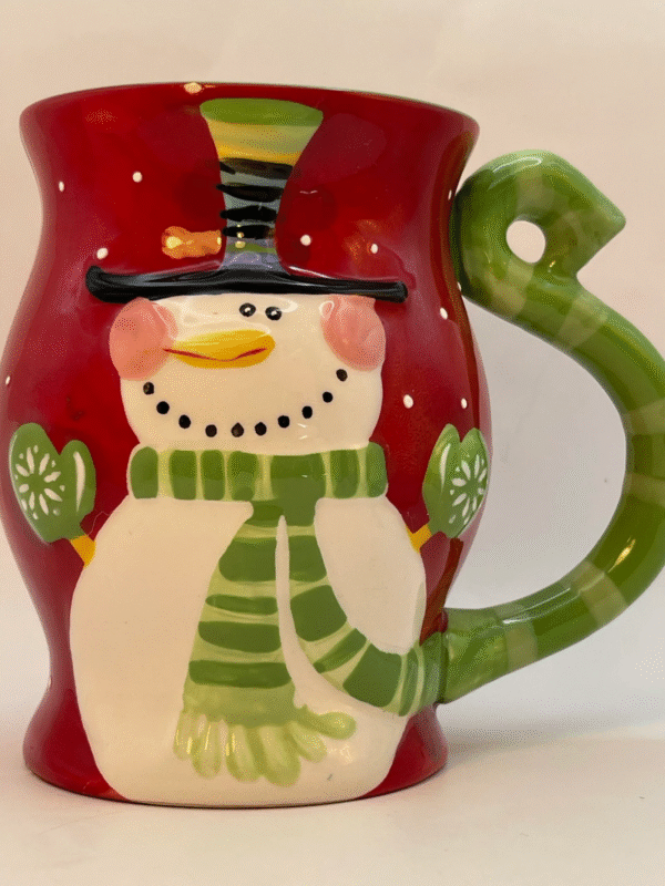 Step into a winter wonderland with the 3D Pier 1 Snowman Mug. It’s the perfect #cupofmood and a festive celebration in every sip.