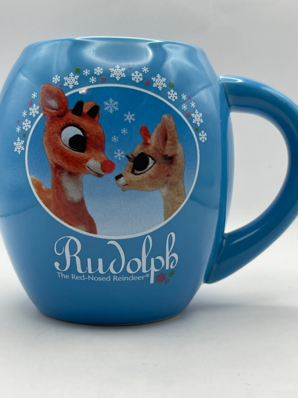 Step into the nostalgic embrace of the season with our Blue Rudolph Christmas Mug! It’s the perfect #cupofmood capturing the Christmas TV classic.