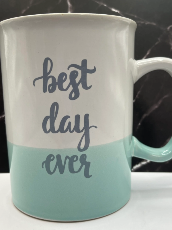 This Jumbo Best Day Ever Mug by Amici Home stylish is an oversized 28-ounce ceramic mug designed to keep the good vibes flowing.