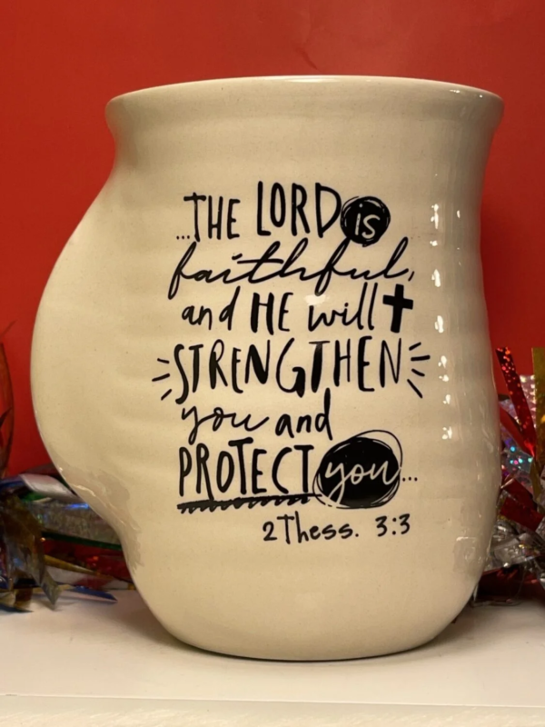 This Strength Handwarmer Mug by Lighthouse Christian Products is the perfect inspirational #cupofmood with hand warming benefits.