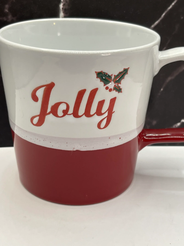 Make your holiday mornings merry and bright with the 10 Strawberry Street Jolly Mug. It’s the perfect #cupofmood to sip into joy this holiday season.