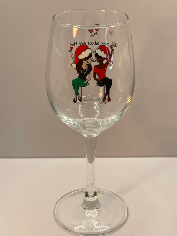 The Best Wines Shared Friends Wine Glass is the perfect #cupofmood to toast to all those heartwarming moments with your closest companions.