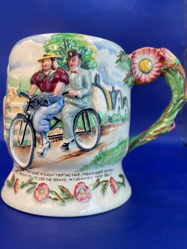 Indulge in the timeless elegance of the Crown Devon Daisy Bell Musical Mug!