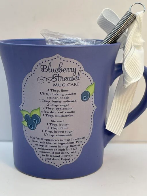 The Blueberry Streusel Mug Cake Recipe Mug is more than just a coffee cup. It’s the perfect #cupofmood, a message, and a mini baking adventure all in one.