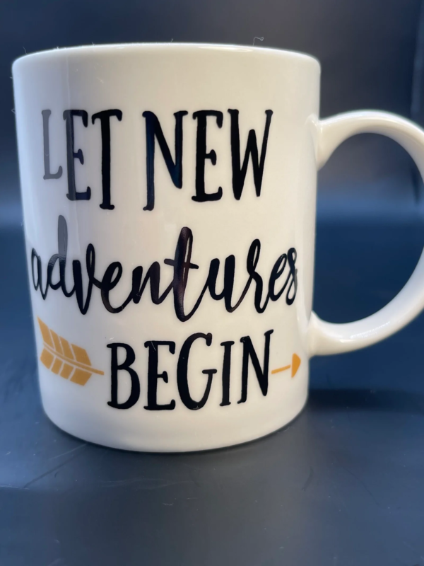This New Adventures Begin Mug Coffee Cup with Inspirational Saying is the perfect #cupofmood for people ready for new adventures.