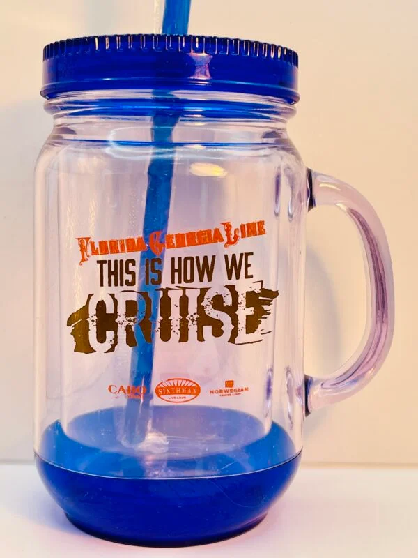 Celebrate your love for country music and fun drinks with the Florida Georgia Line Cruise Mason Jar! It’s the perfect #cupofmood that makes every drink feel like a mini vacation.