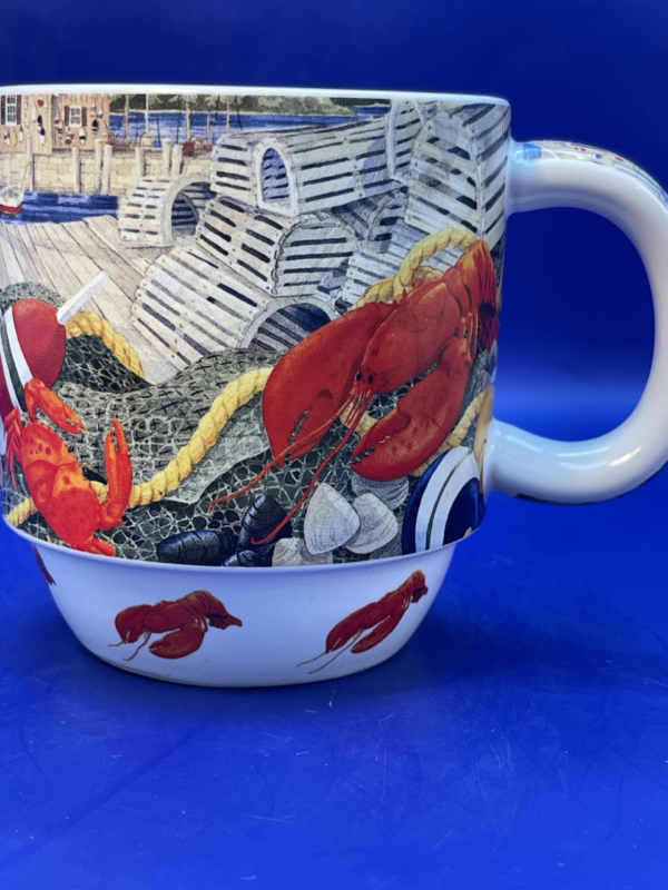 The backdrop of beautiful blue waters and distant boats transports you to a coastal haven with every sip. Whether you’re a seafood enthusiast or simply captivated by the allure of the sea, this Crustacean Coffee Cup by Cape Shore is a celebration of maritime magic.