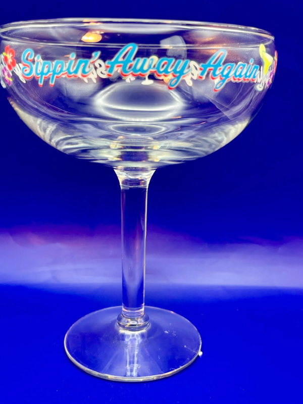 Escape to a tropical paradise with every sip from the Sipping Away Again Margarita Glass!  It’s the perfect #cupofmood and a celebration of fun!