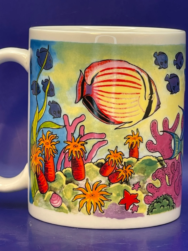 Dive into the mesmerizing beauty of the Caribbean with our Anguilla BWI Souvenir Mug. It’s the perfect #cupofmood and a sip-worthy masterpiece.