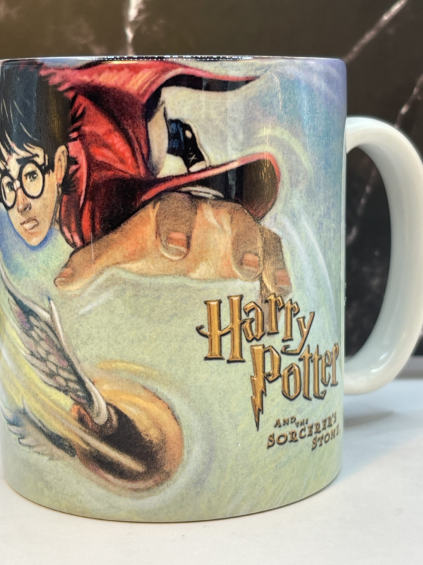 Discover a piece of magical history with our Harry Potter Sorcerer’s Stone Mug! It’s the perfect #cupofmood where magic meets mischief in every sip!