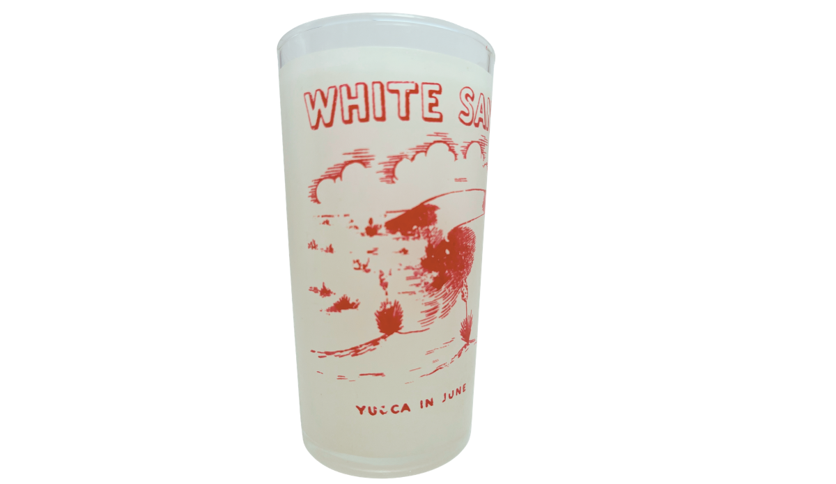 Vintage White Sands Monument Glass with red dune artwork, White Sands lettering, and Yucca in June wording