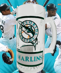 Vintage Florida Marlins glass beer mug displayed with baseball images of Jeff Conine, Iván Rodríguez, Josh Beckett and Dontrelle Willis.